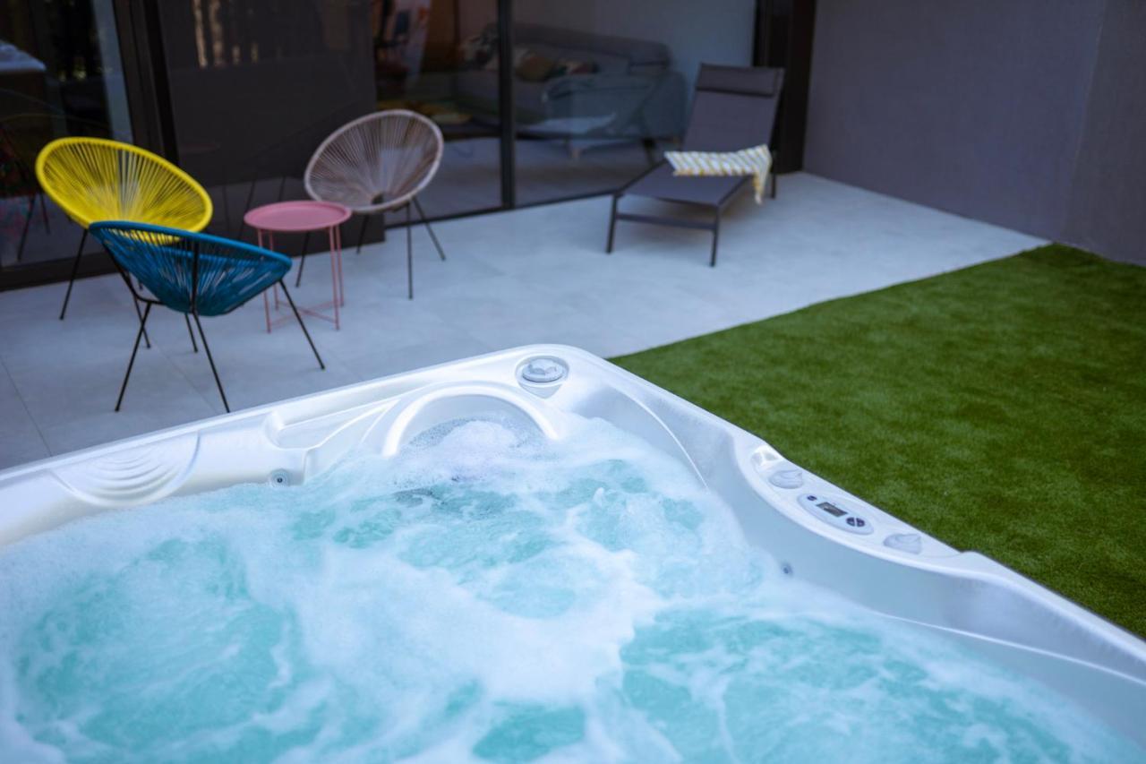 カレタ・デ・ベレス Casa De Nero - Premium House With Jacuzzi Next To Golf Courseヴィラ エクステリア 写真